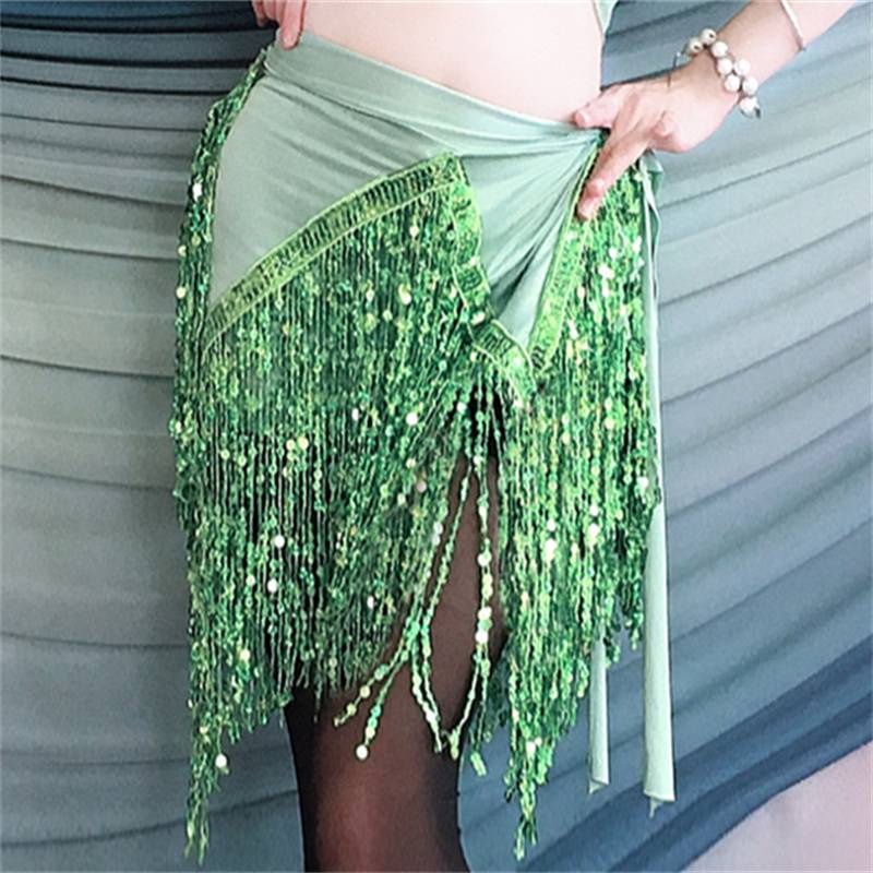 A twilight twirl of green twirl
